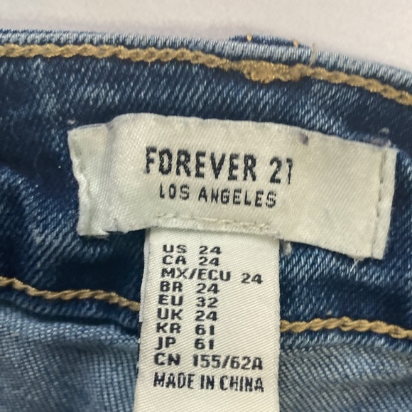 Forever 21 Sunflower Jean Shorts in excellent pre~loved condition - Picture 4 of 7